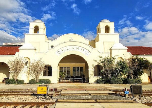 Bahnhof von Orlando im Mission Revival Stil